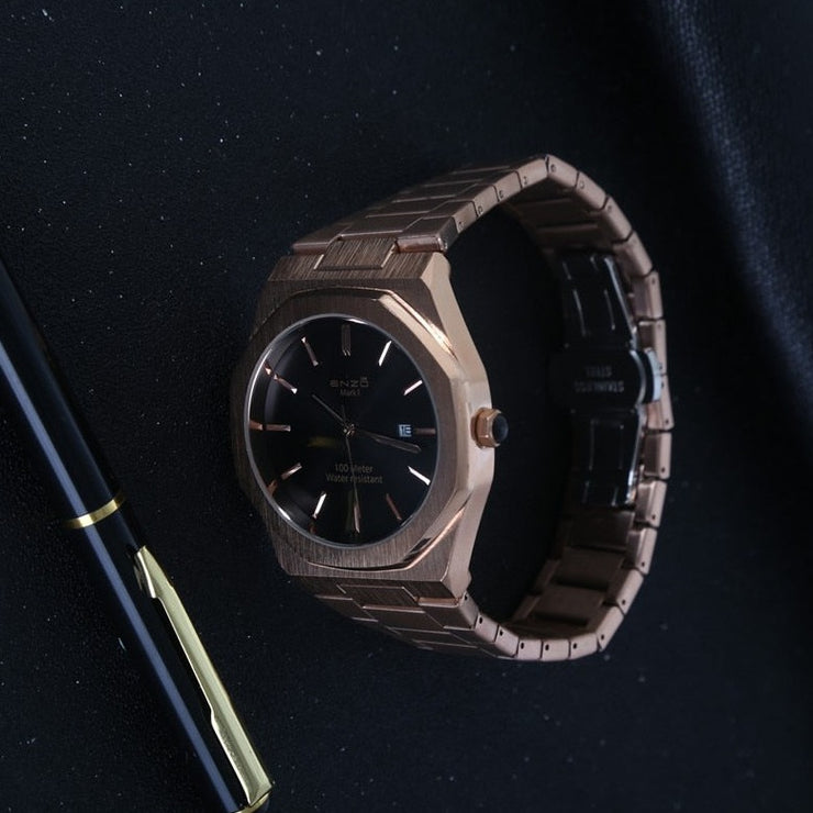Enzo M1 Black Face Rose